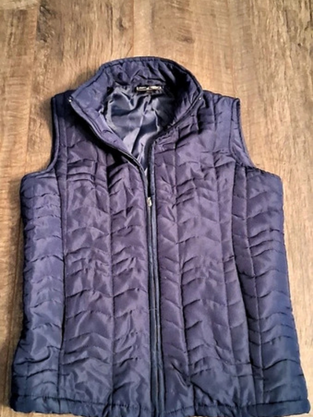 Jane Ashley Quilted Vest in Purple Size PL